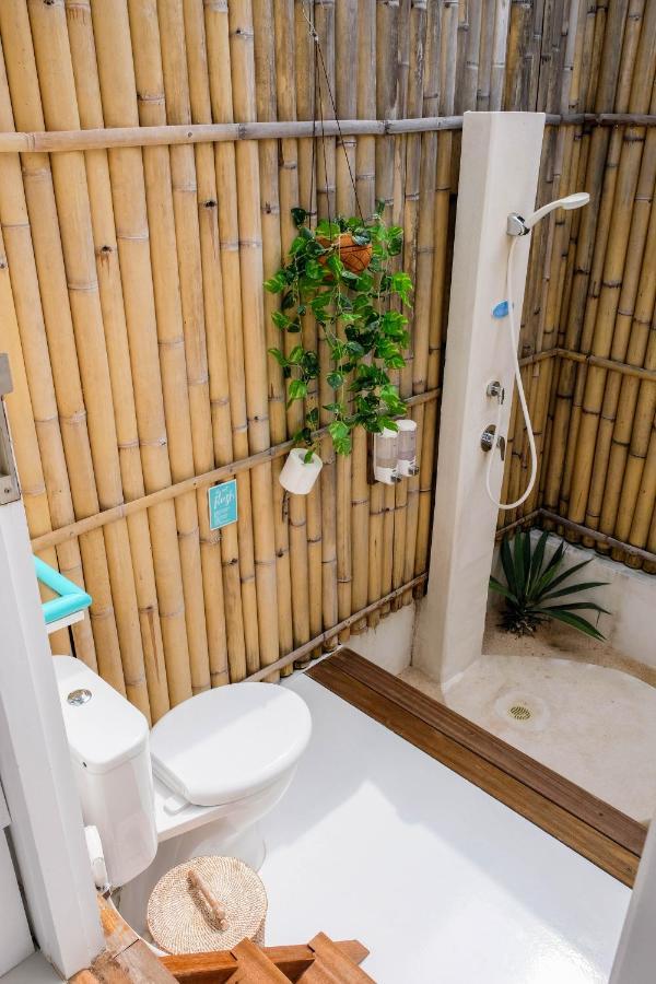 Hotel Le Pirate Gili Meno - Adults Only Exterior foto